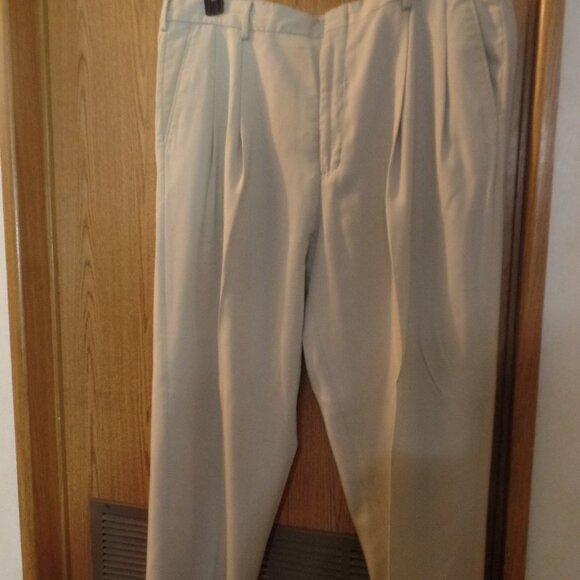 Alexander Julian COLOURS Men's Tan Front Pleat and Cuffs Dress Pants, 40x30 - Picture 1 of 6